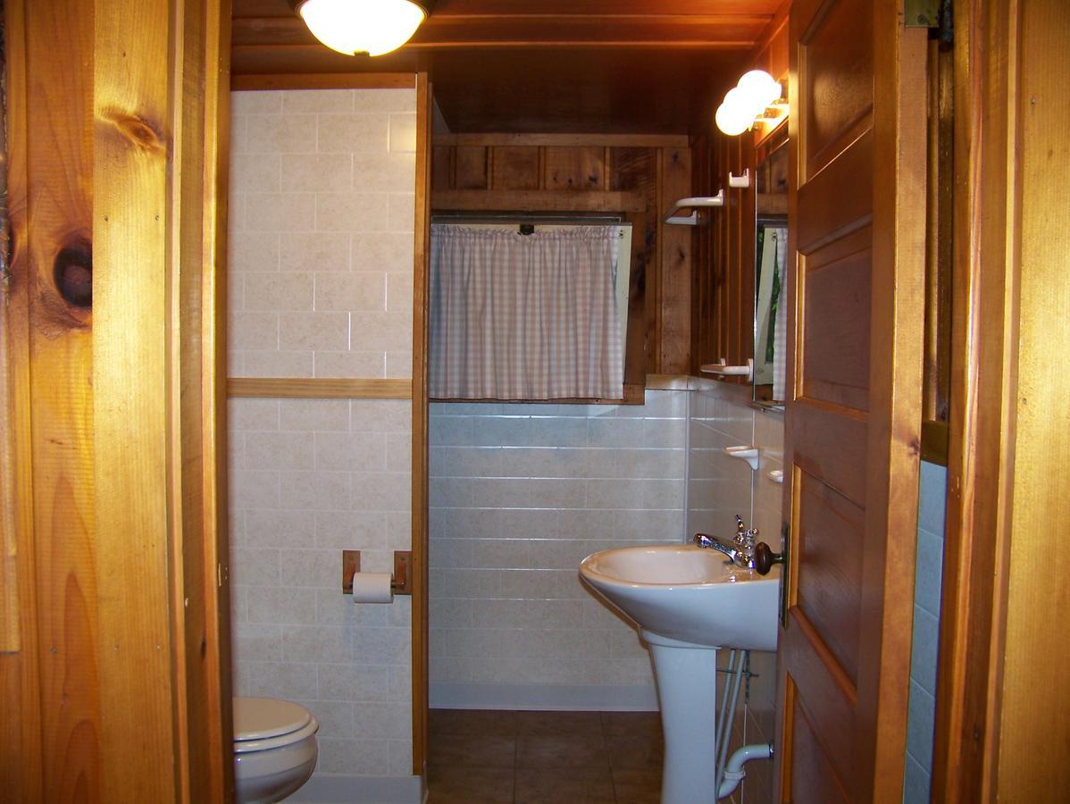 Hotel Oak Ridge Phelps Esterno foto